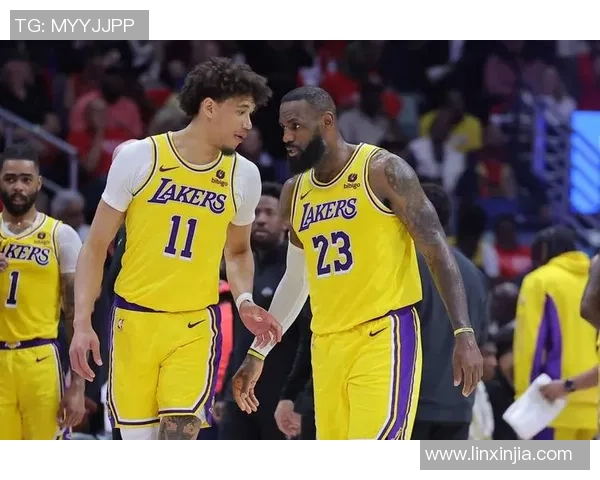 2020年NBA总决赛第三场湖人对热火精彩数据分析与比赛回顾 2020年NBA总决赛第三场湖人对热火精彩数据分析与比赛回顾