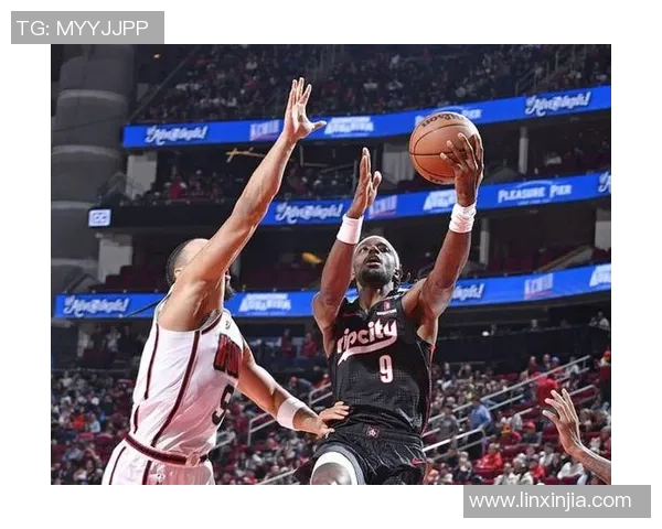 回顾2018年2月27日火箭队精彩对决全场回放与精彩瞬间分析 回顾2018年2月27日火箭队精彩对决全场回放与精彩瞬间分析