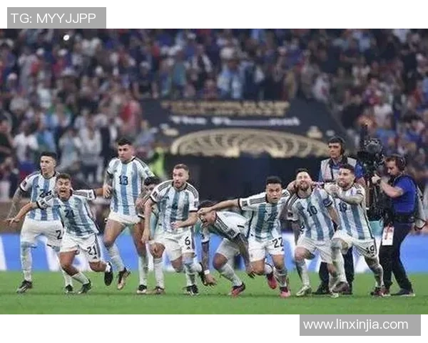 比利时与墨西哥热身赛前瞻:两队实力对决展现足球魅力 比利时与墨西哥热身赛前瞻:两队实力对决展现足球魅力