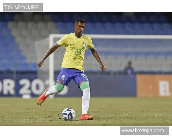 巴西U17与乌拉圭U17激战正酣谁将晋级决赛争夺荣誉